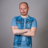 Максим Новомлинов - видео и фото