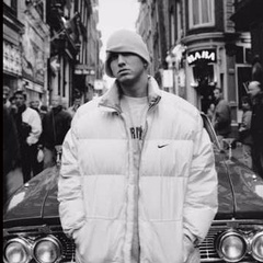 Marshall-Bruce Mathers - видео и фото