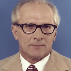 Erich Honecker - видео и фото