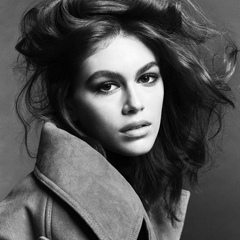 Kaia Gerber - видео и фото