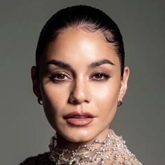 Vanessa Hudgens - видео и фото