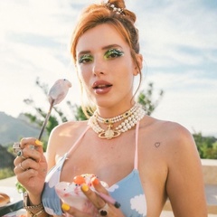 Bella Thorne - видео и фото