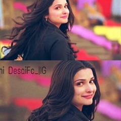 Prachi Desai - видео и фото