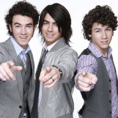 Jonas Brothers - видео и фото