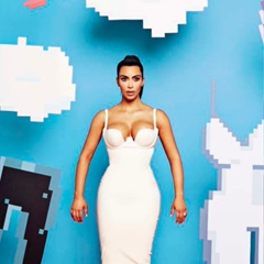 Kim Kardashian - видео и фото